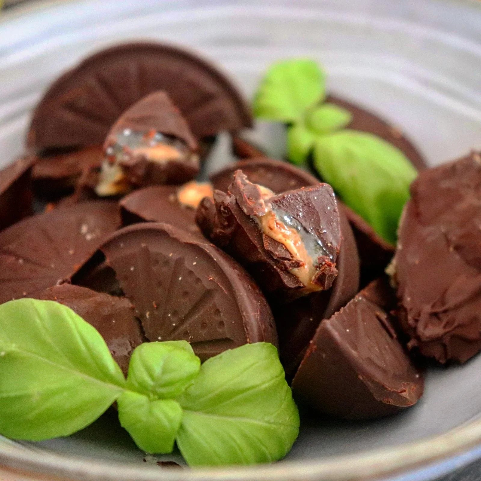 Mini bonbons au chocolat et Citron de Menton IGP