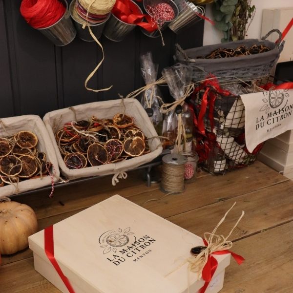 Faites entrer le père Noël dans la Maison du Citron !